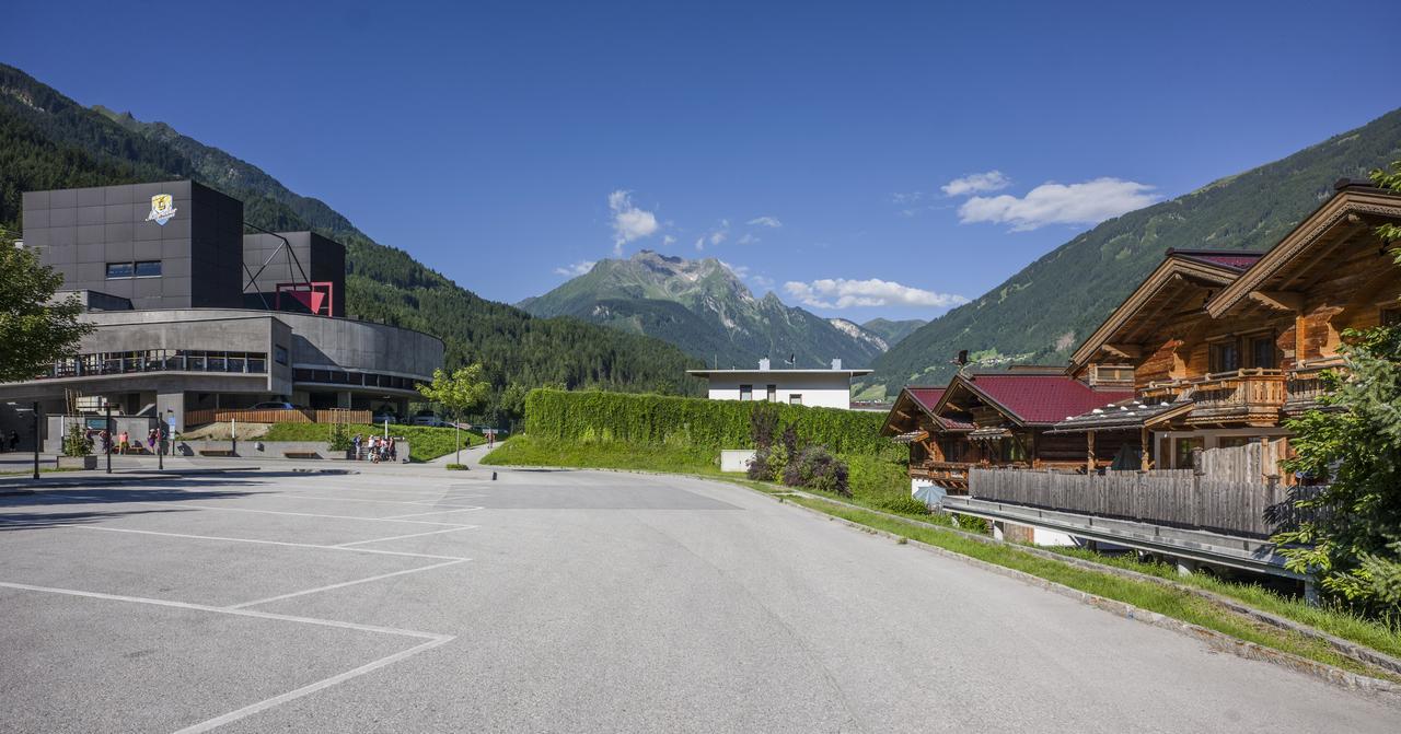Alpenchalet Bruecke Mayrhofen Exteriör bild